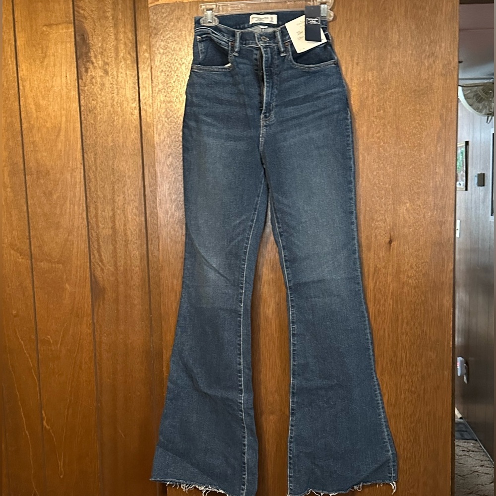 NWT! Abercrombie and Fitch Ultra High Rise Flare Jeans. CURVE LOVE